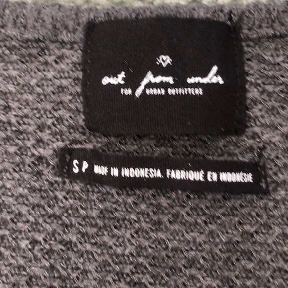 Urban Outfitters Long sleeve ruffle crop top - Picture 2 of 2